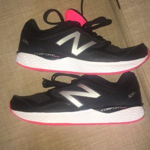 NEVER WORN new balance runners